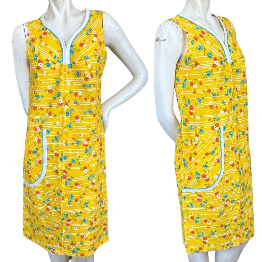 Vintage 70s Sears Bright Yellow Floral Print Retro Sleeveless House Dress Small